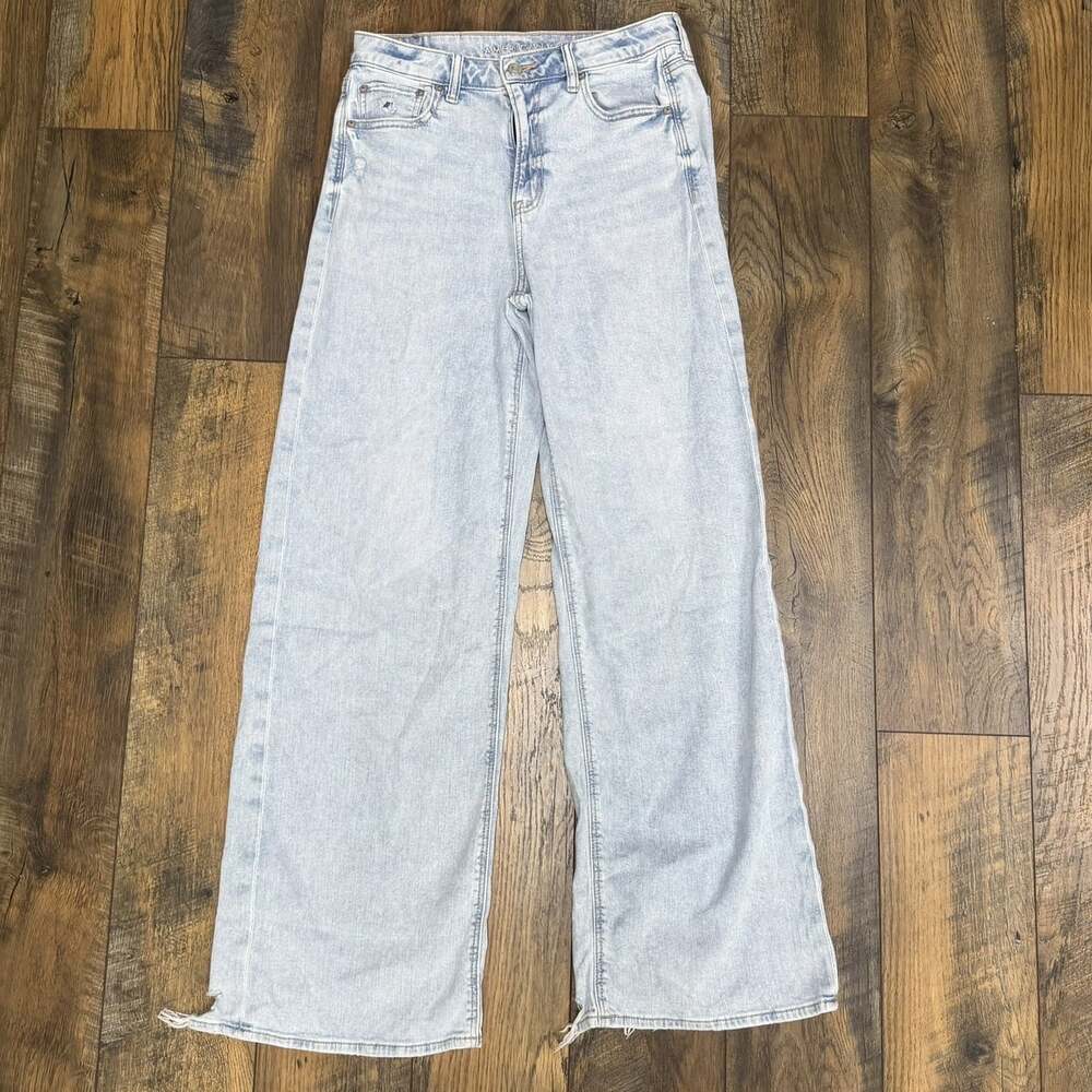 American Eagle Super High Rise Baggy Wide Leg Jeans 6 Long Light Wash